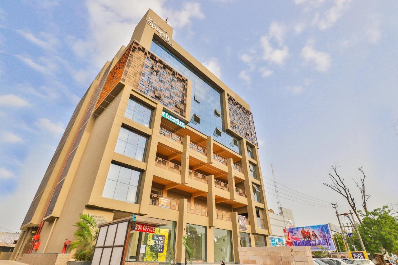 Oyo 16604 Hotel Sparsh Inn 아흐메다바드 외부 사진